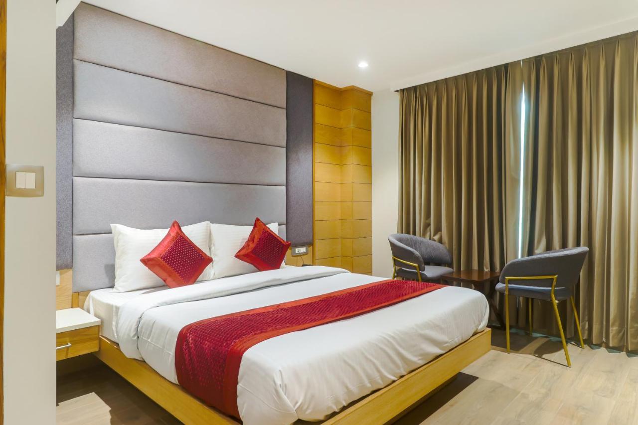 Hotel Bricks, Karol Bagh, New Delhi Extérieur photo