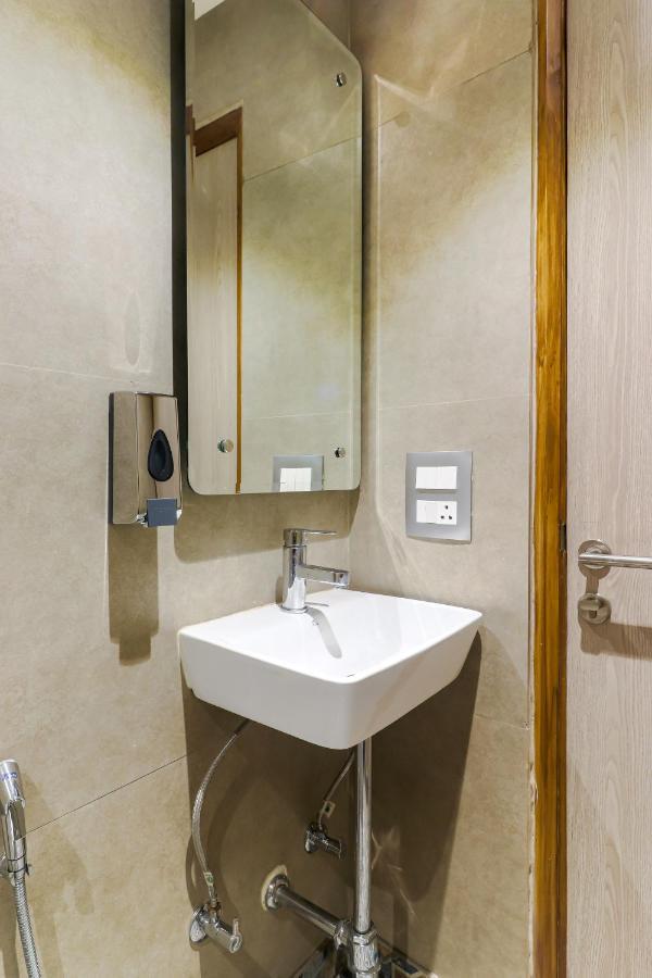 Hotel Bricks, Karol Bagh, New Delhi Extérieur photo