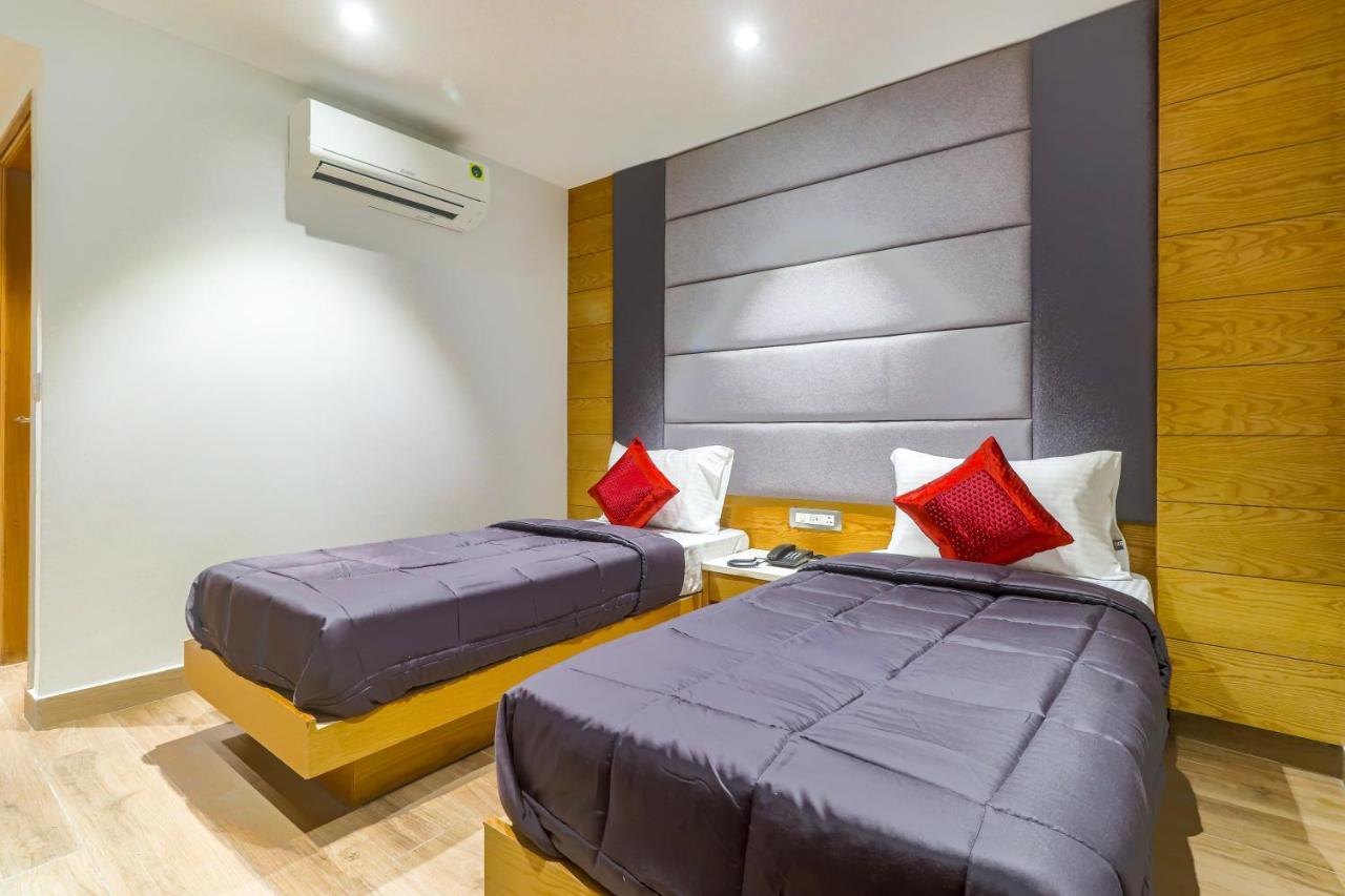 Hotel Bricks, Karol Bagh, New Delhi Extérieur photo