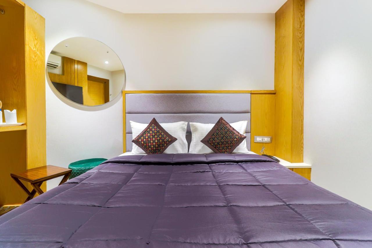 Hotel Bricks, Karol Bagh, New Delhi Extérieur photo