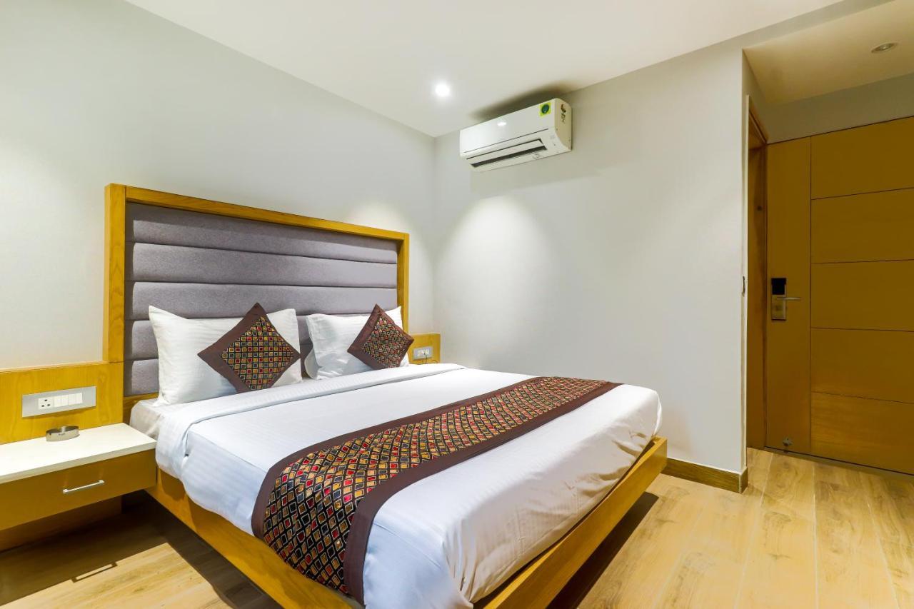 Hotel Bricks, Karol Bagh, New Delhi Extérieur photo